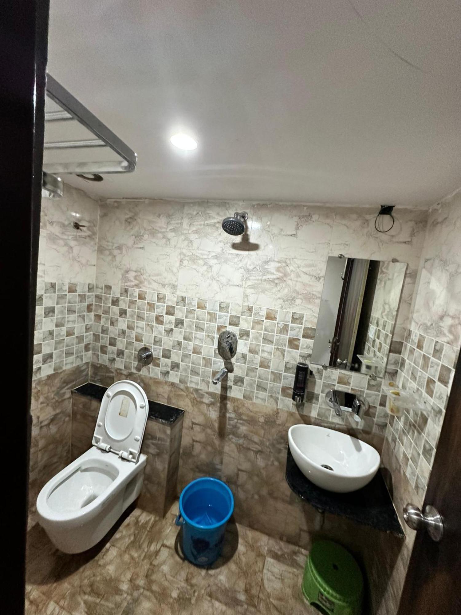 Cable Car Otel Varanasi Dış mekan fotoğraf